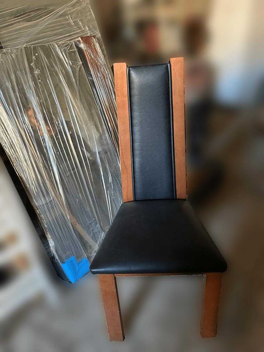 Conjunto de Sala em Madeira - Carvalho e Preto