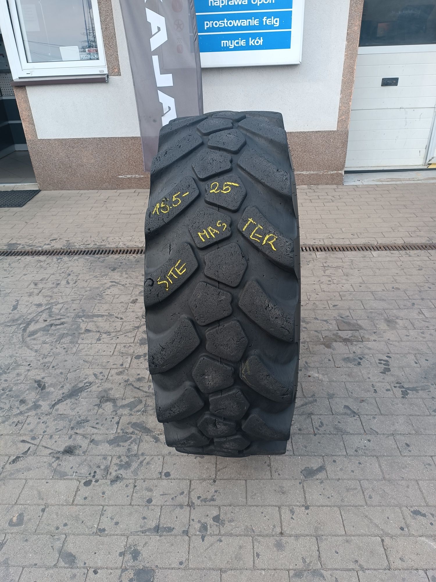 15.5-25 Sitemaster JCB MPT 15.5R25