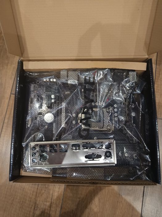 Материнська плата Gigabyte H410M S2H V2 (S1200)