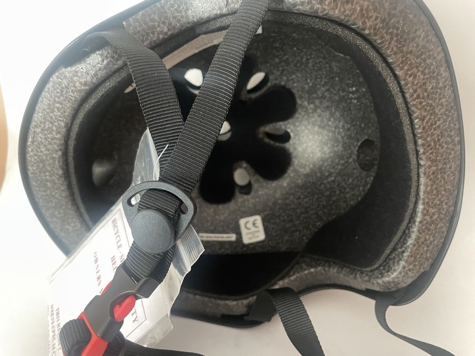 Capacete de bicicleta novo bird