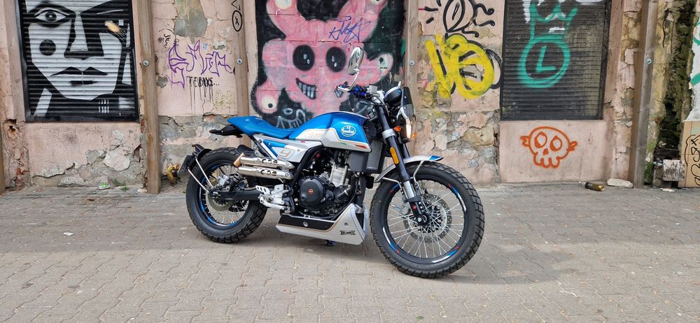 scrambler Mondial hps 300 ubbiali 25kM,  kategoria A ,  A2
