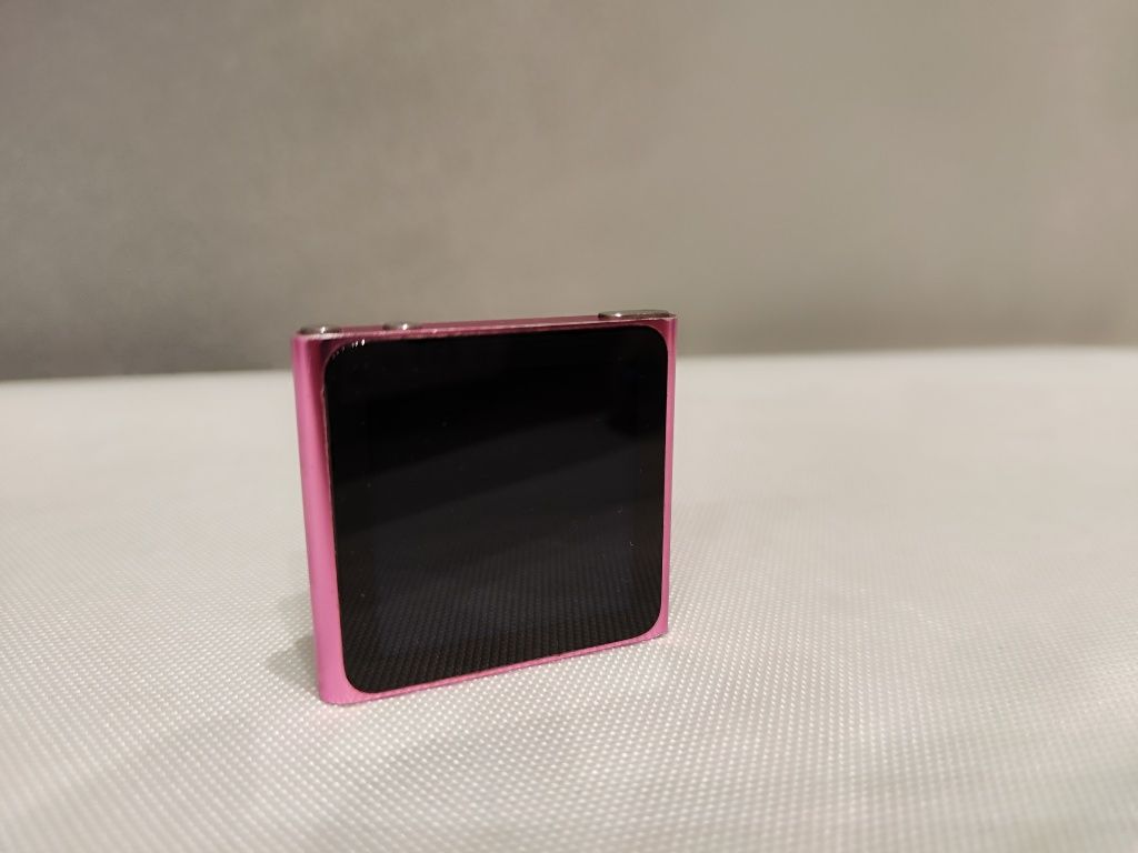 iPod Nano MC698LL