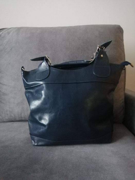 Granatowa skórzana torebka damska