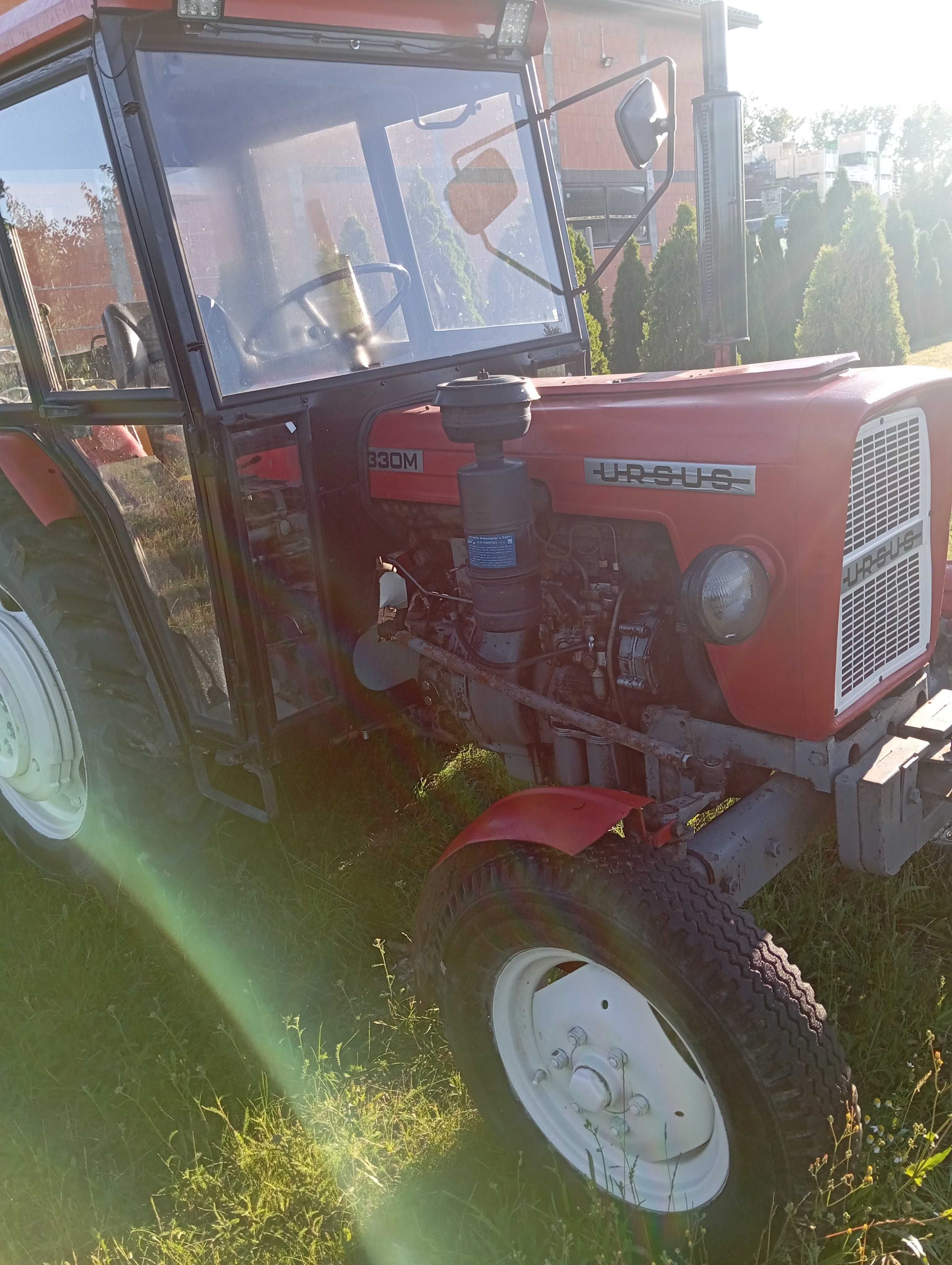 Sprzedam ciągnik C 330m