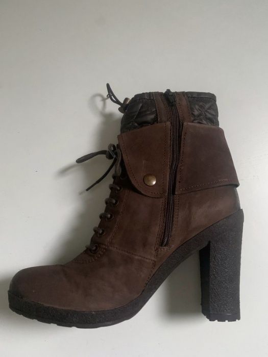 Kozaki Clarks r 38