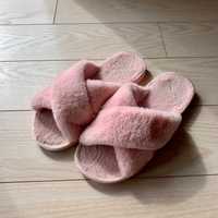 Сhinelos rosa fofos Fluffy pink slippers