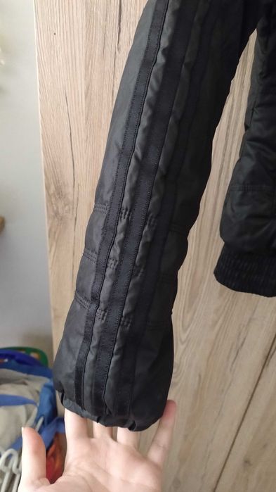 Czarna kurtka Adidas S M pikowana bez kaptura vintage