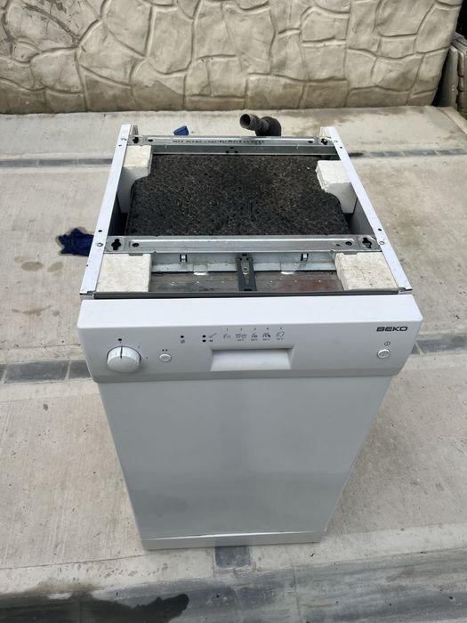 Посудомийна машина