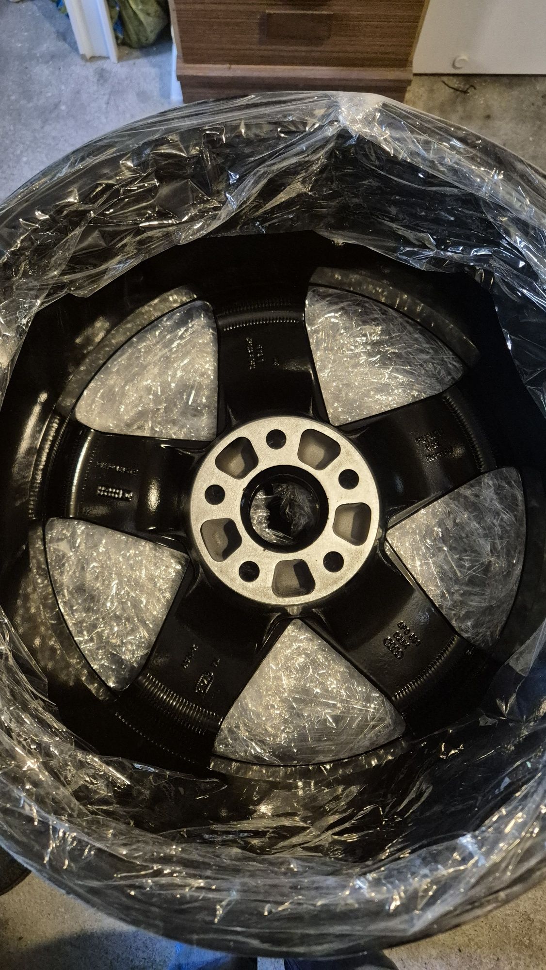 Felgi aluminiowe 17' 5x112 7,5J ET45 alusy VW Audi