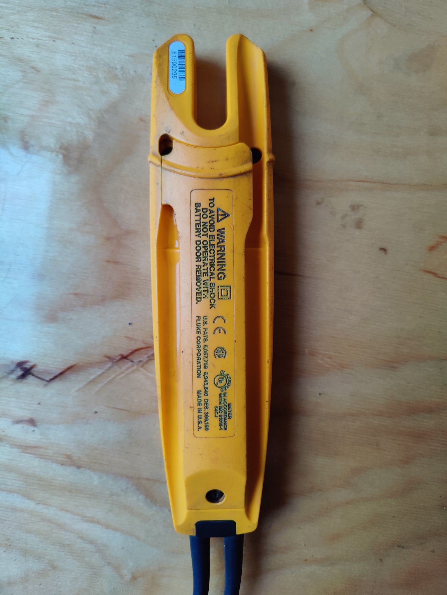 Fluke T5 - 1000 miernik multimetr tester wskaźnik