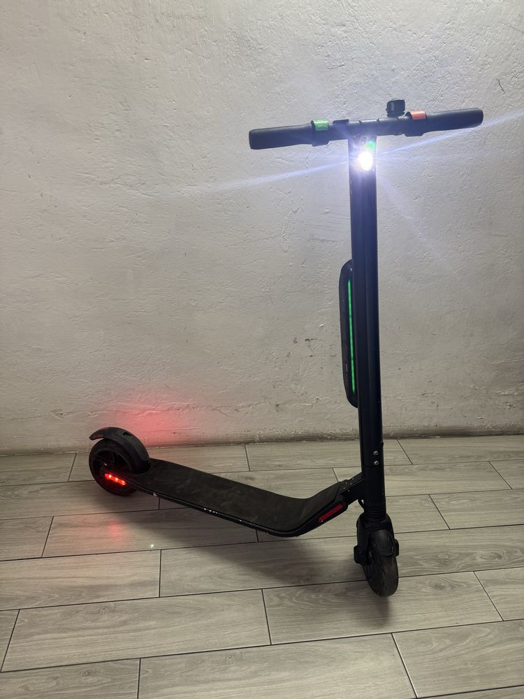 Hulajnoga elektryczna segway ninebot