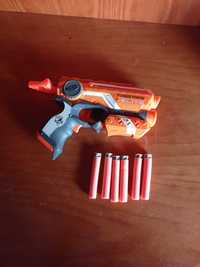 NOVO PREÇO!  NERF FIRESTRIKE Pistola de dardos com 6 dardos incluídos
