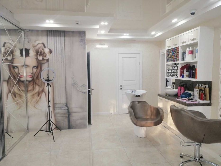 Продаж салону краси 54,1м2 з орендарями. ЖК "Буча Квартал". ID:313