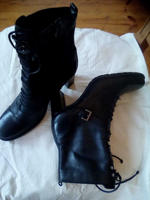 Полусапожки нат кожа,37,36рр,Бразилия