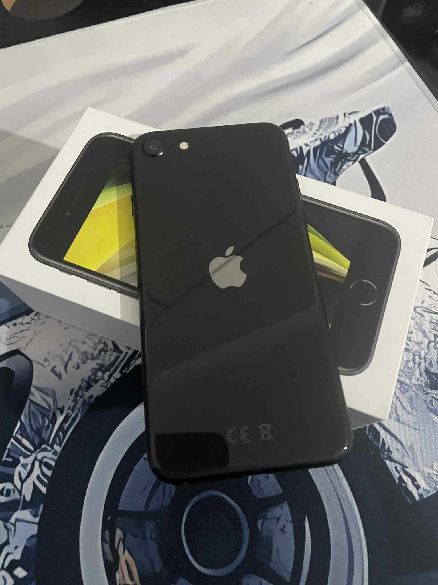iPhone SE 2020 64GB 1 Właściciel + PUDEŁKO SUPER STAN!