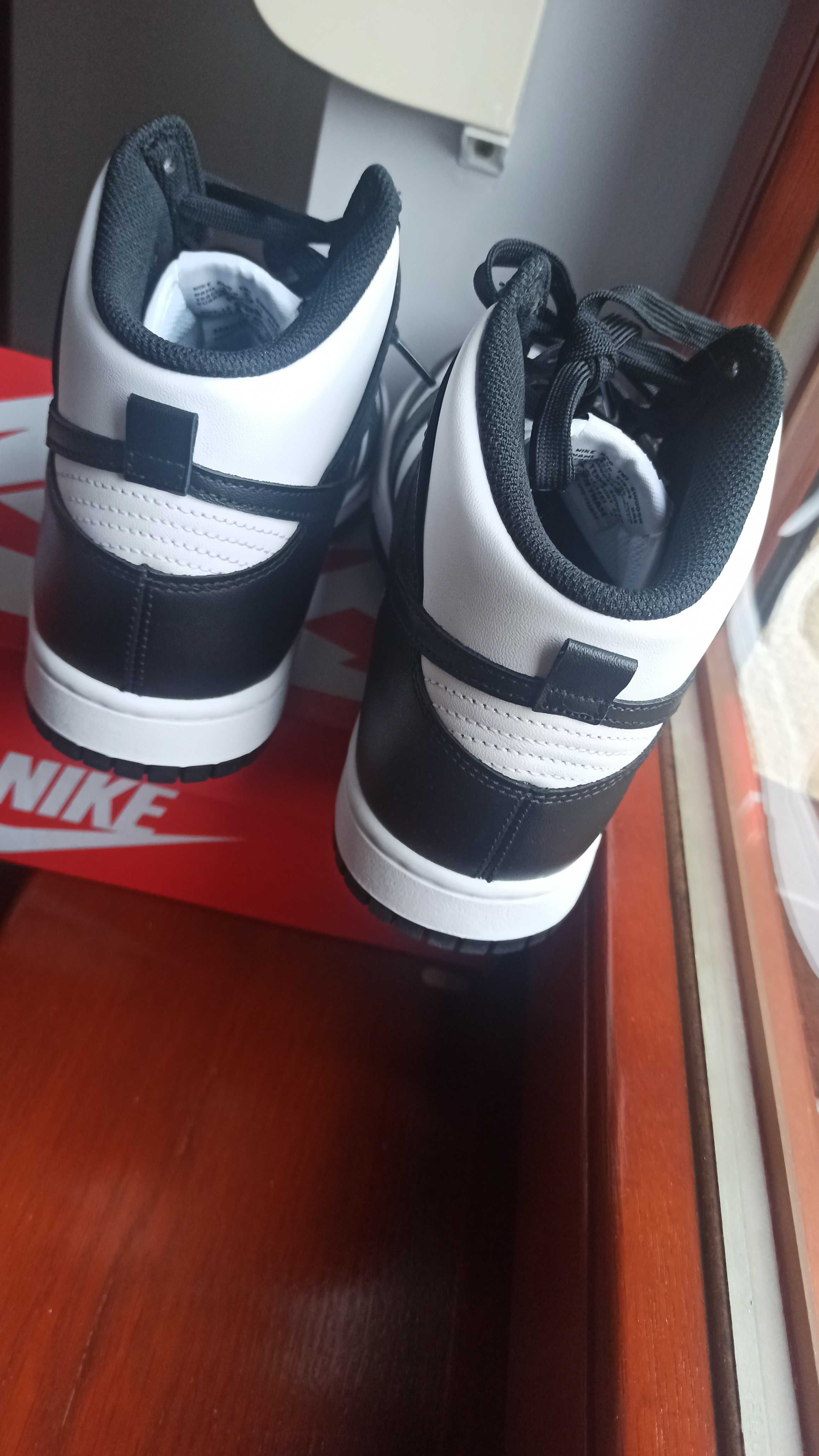 (r. Eur 43) Nike Dunk High Panda Black White Nike DD1399,-105 Jordan 1