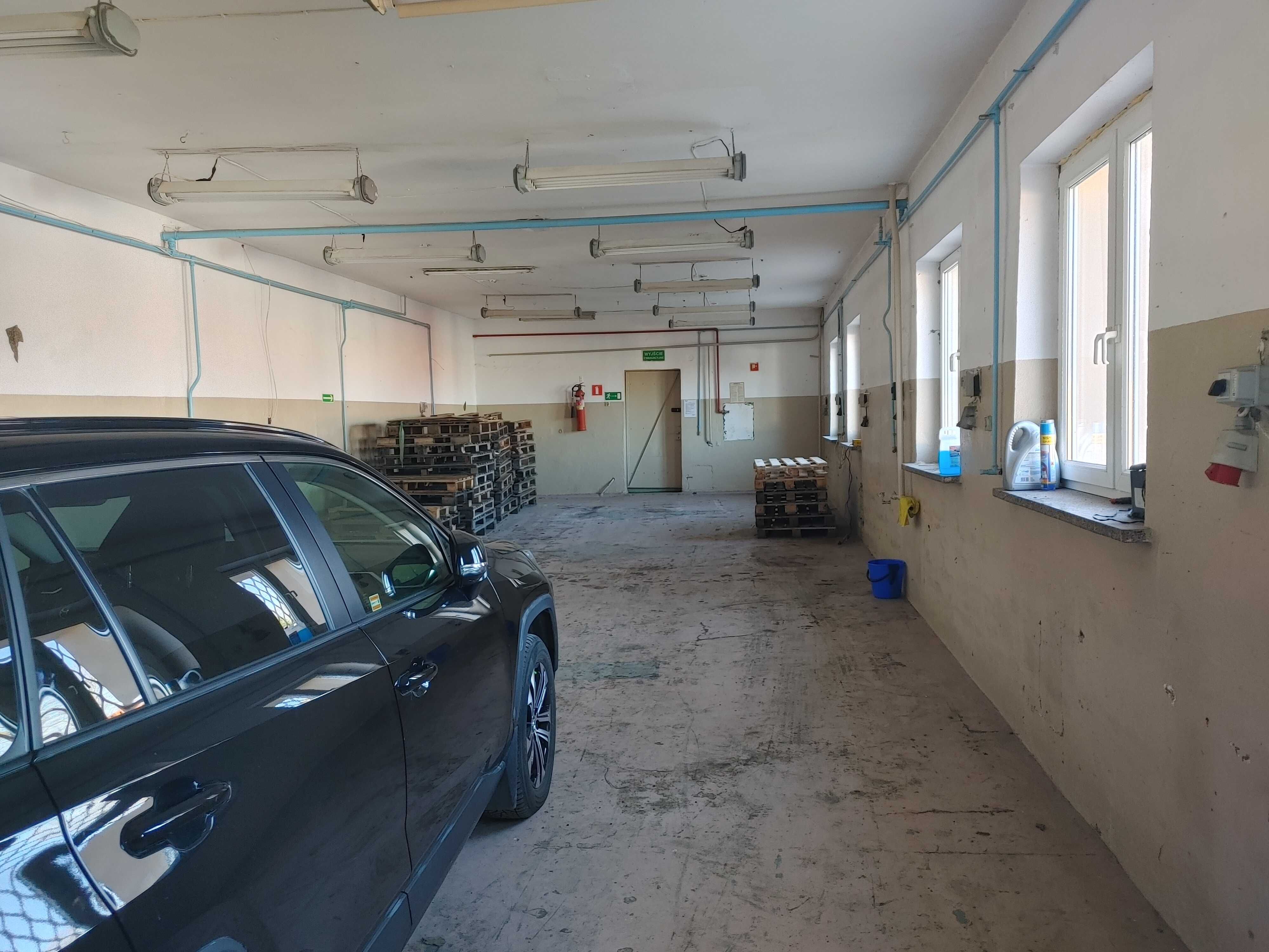 Lokal produkcyjny z zapleczem biurowym i sanitarnym w Dalikowie .