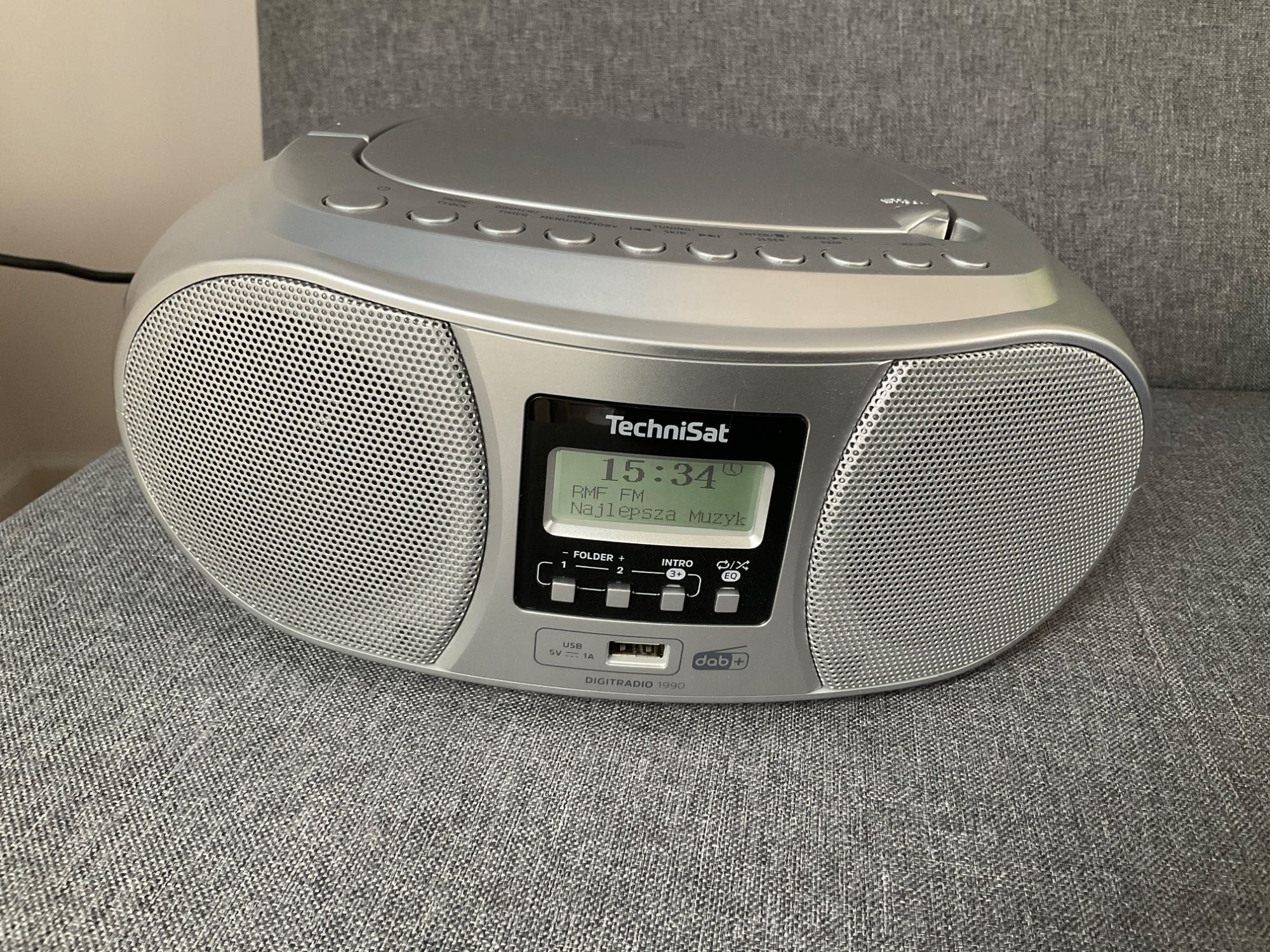 Radioodtwarzacz Technisat digitradio 1990