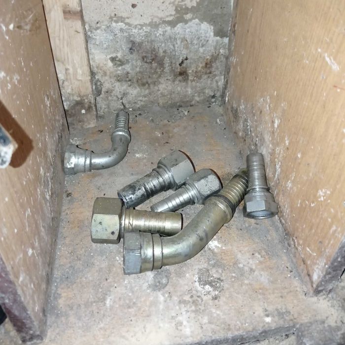 Zakucie Hydrauliczne Zakuwka końcówka hydrauliczna Węże Calowe Różne