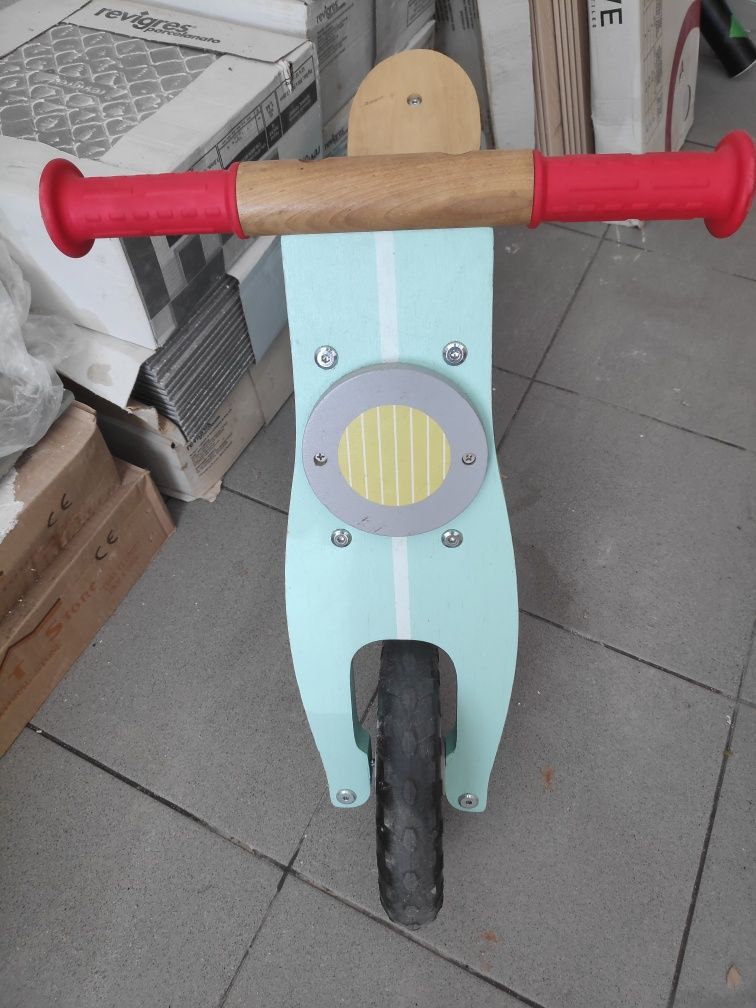 Bicicleta mota de aprendizagem madeira