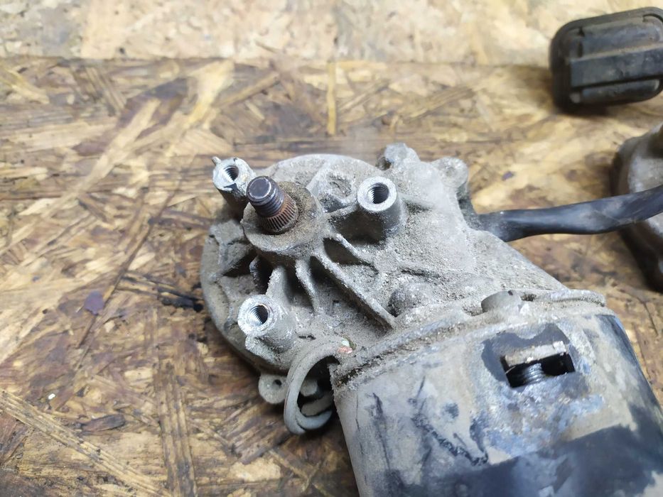 Моторчик двірників  Мерседес 123 Mercedes w123