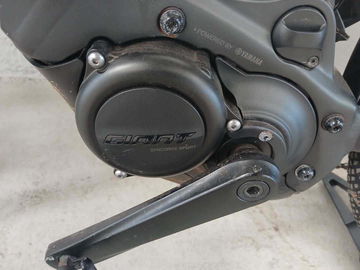 Rower elektryczny GIANT Explore E+ 1 Rozmiar XL Koła 29 Przebieg1400km