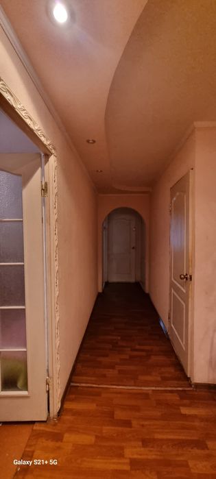 Оренда квартири на Таврійському . Перший поверх .