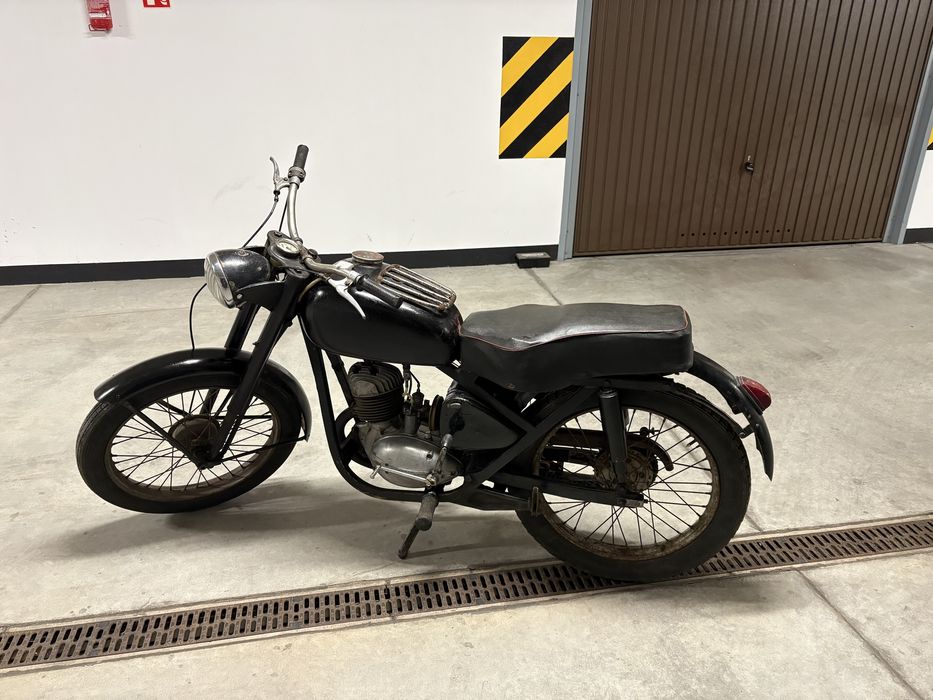 Motocykl Wfm 125 !