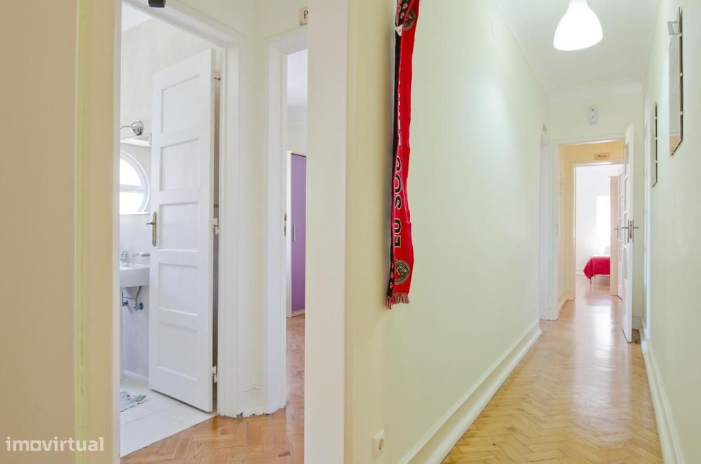 Quarto - localizado em Penha de França Lisbon