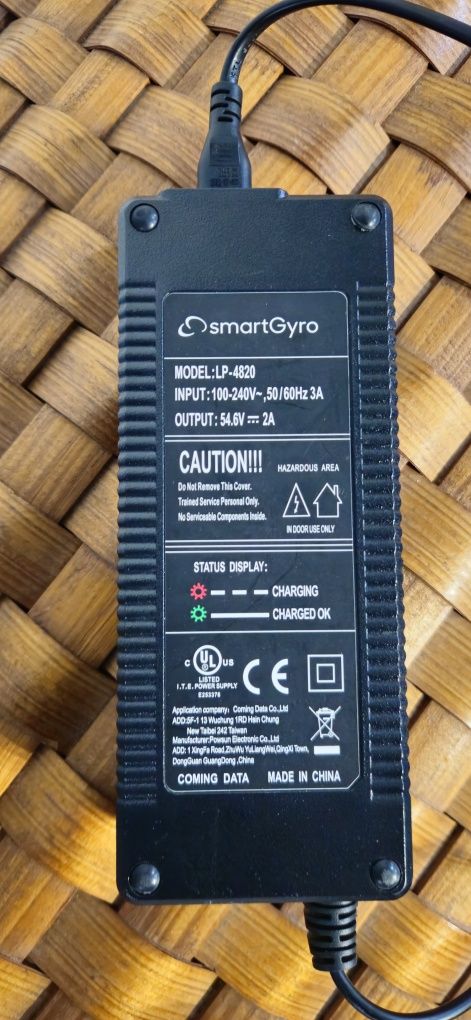 Carregador trotineta ORIGINAL Smartgyro 54.6V