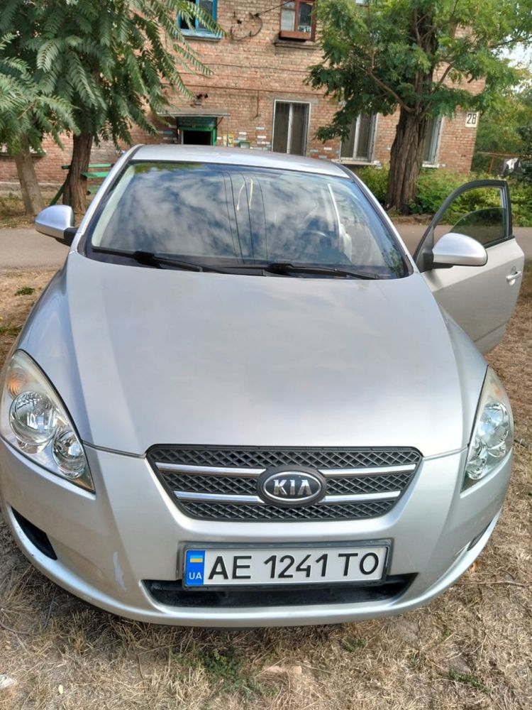 Продам kia ceed