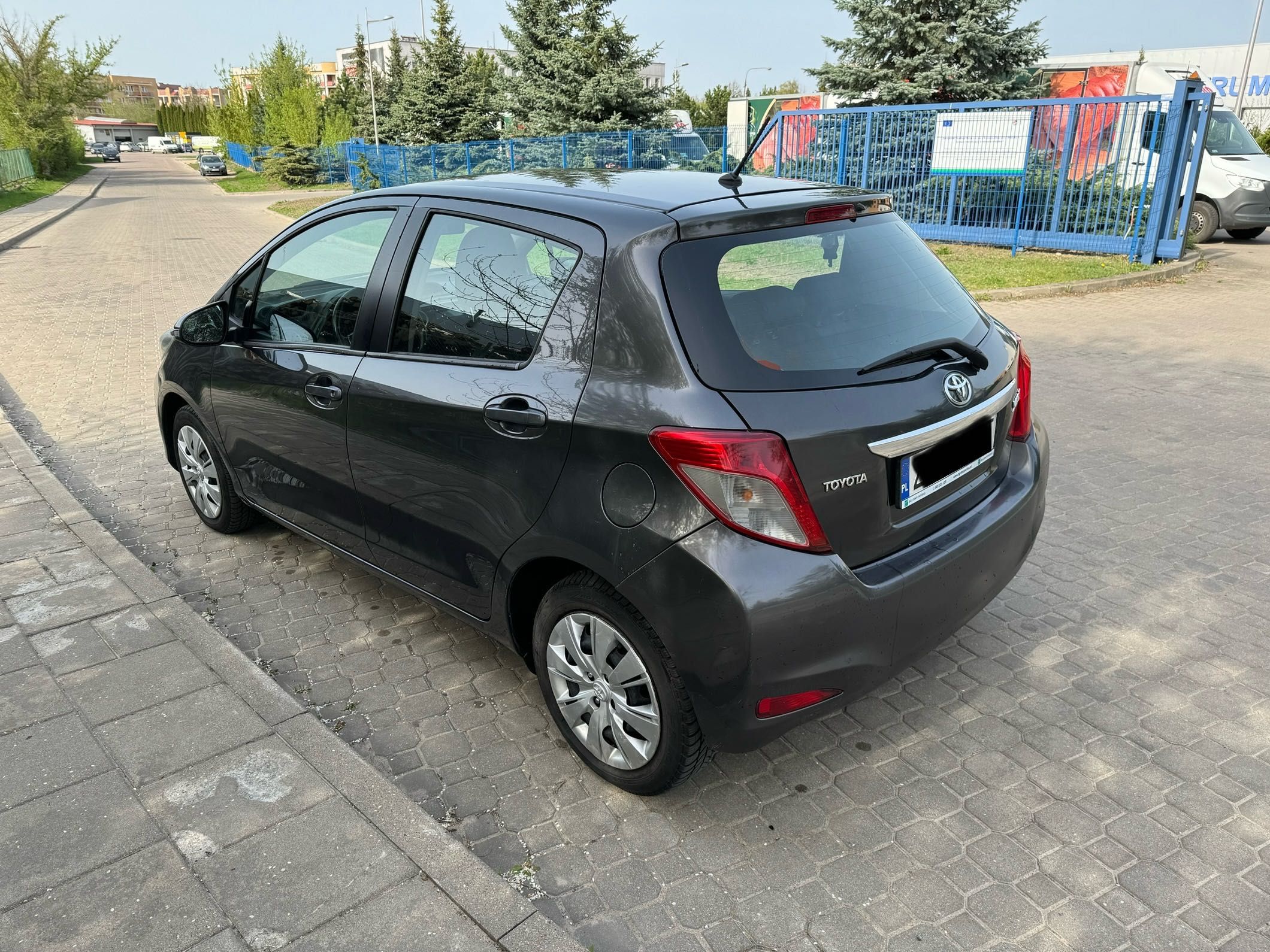 Toyota Yaris benzyna Salon Polska Klimatyzacja