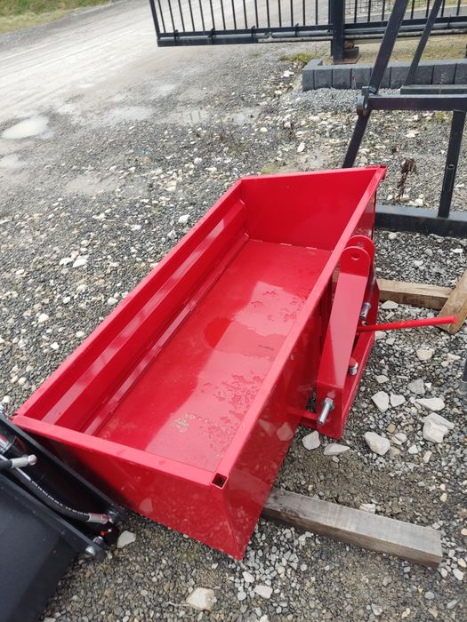 skrzynia załadunkowa na tył trakotra- dowóz na terenie polski