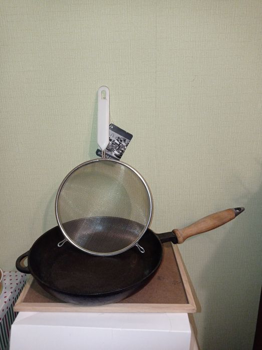 Сковорода чавунна сито