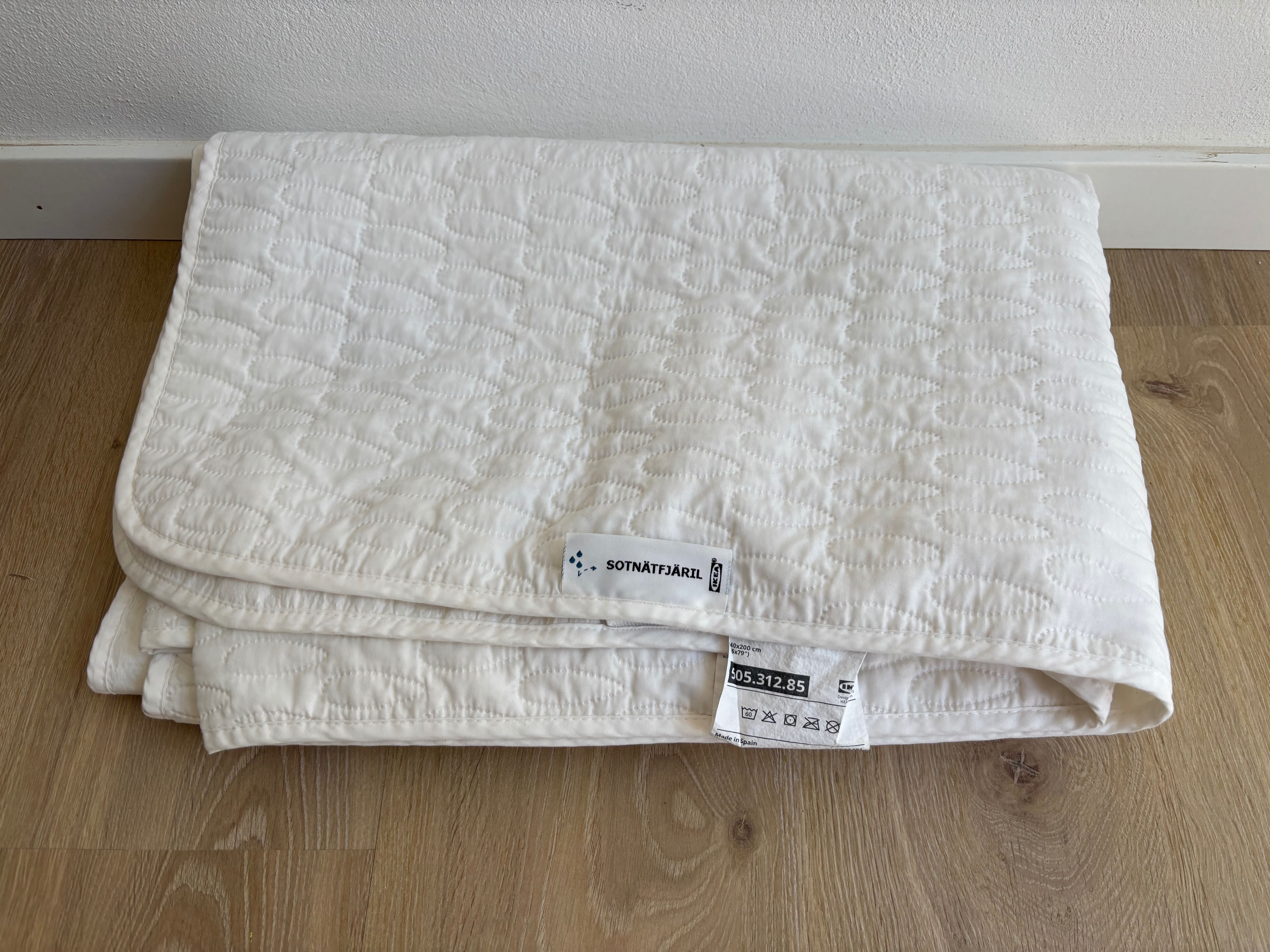 Mattress protector SOTNÄTFJÄRIL 140x200