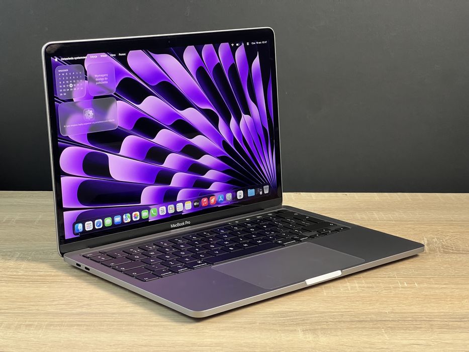 Apple MacBook Pro 13” 2020 16GB 512GB M.2 MacOS Tachoe mocna bateria