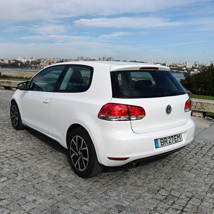 Vw Golf 1.6 tdi Trato financiamento 100 euros por mes