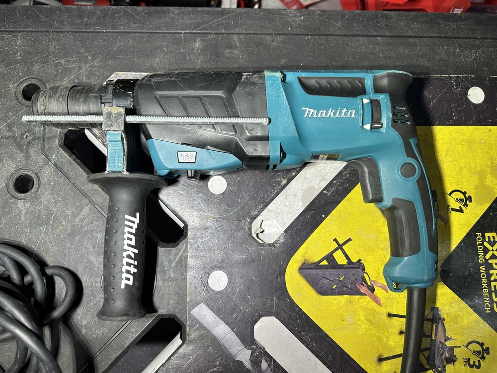 Перфоратор  Makita HR2630T 800W Makita HR 2630 T