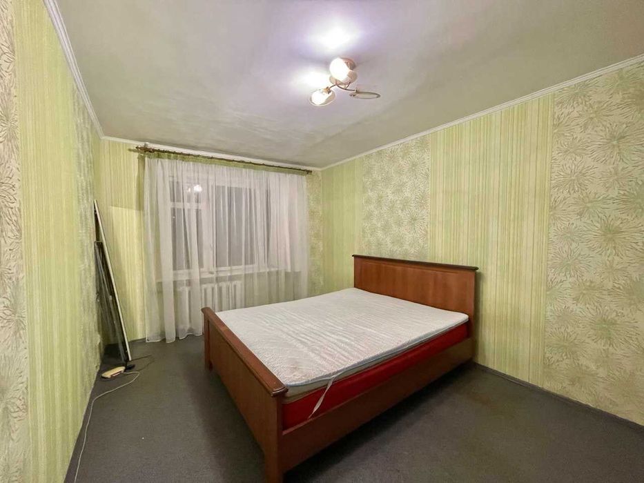 Продам 1 кімнатну квартиру, проспект О. Поля 90