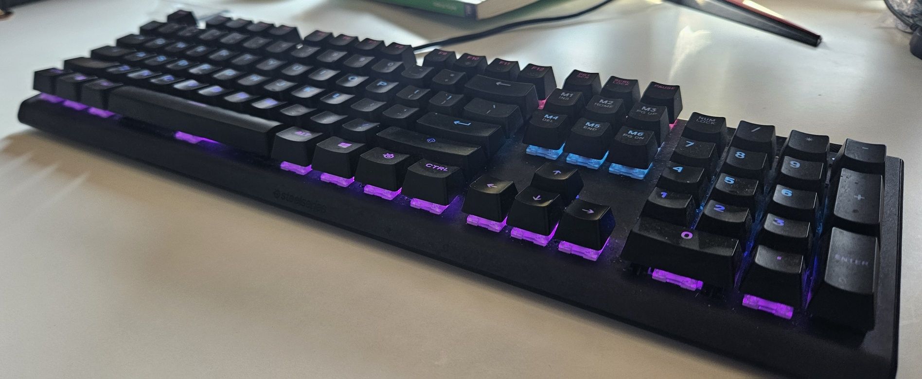 Apex 5 Steelseries