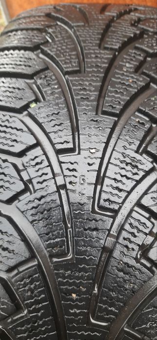 Продам зимние покрышки NOKIAN
