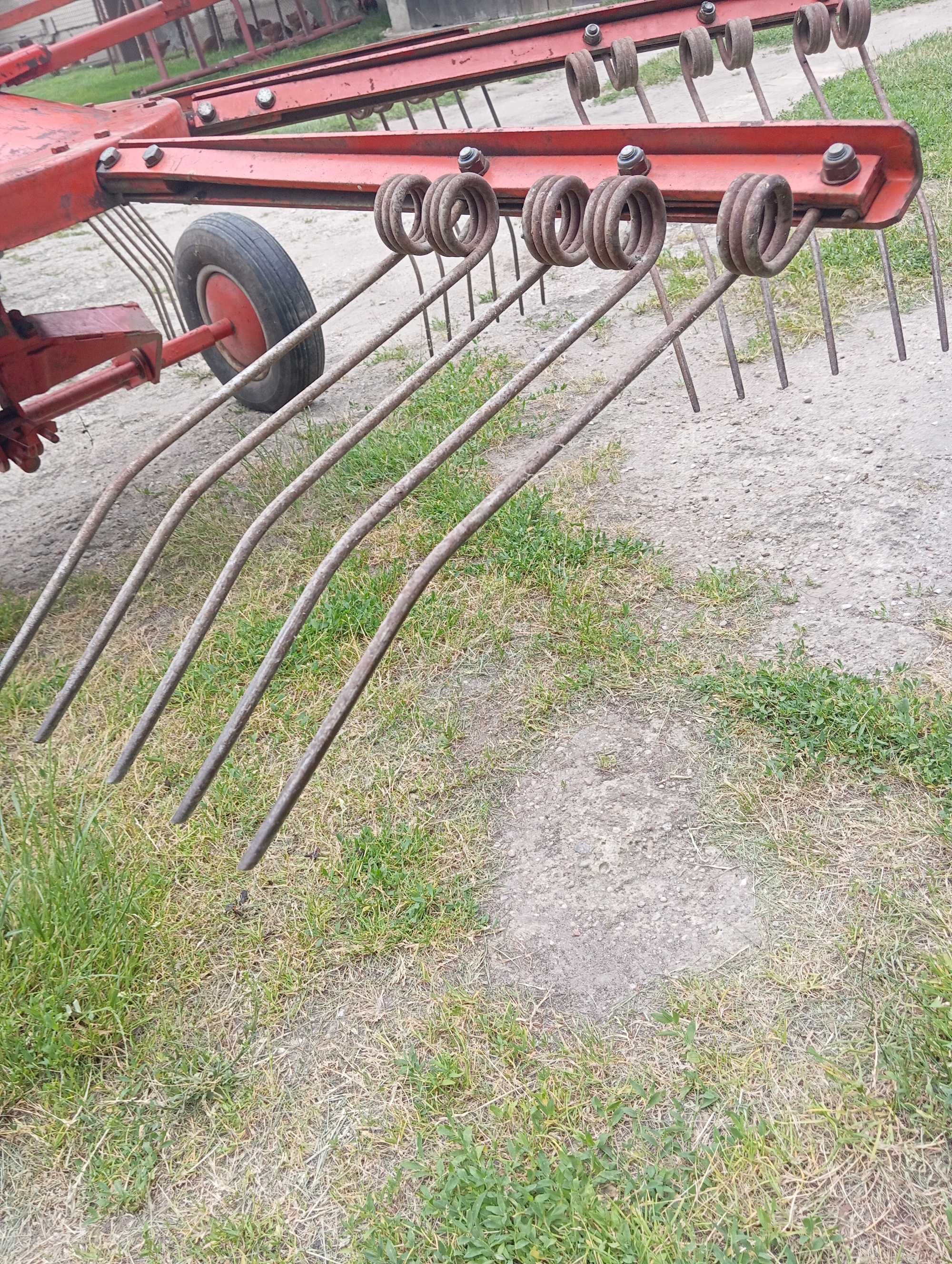 Zgrabiarka DEUTZ-FAHR KS85DN