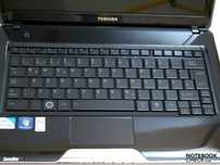 Portatil Toshiba Satellite T130-14T 13.3" ; Disco SSD 240GB ; 4GB Ram