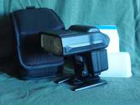 Lampa błyskowa Nissin i60A do Canona.