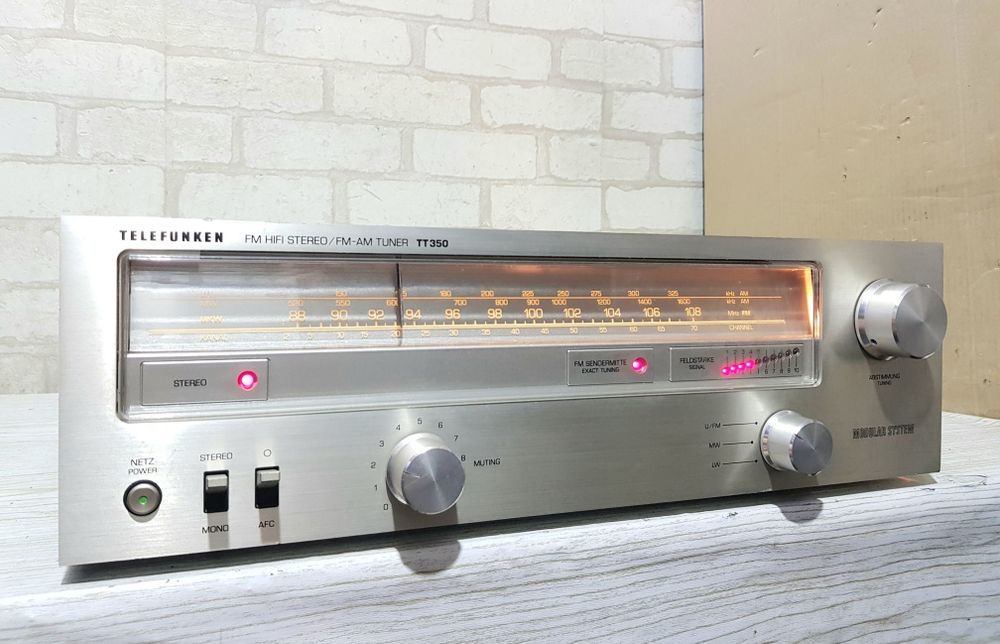 FM/AM Стерео тюнер Telefunken TT 350  б/у з  Німеччини