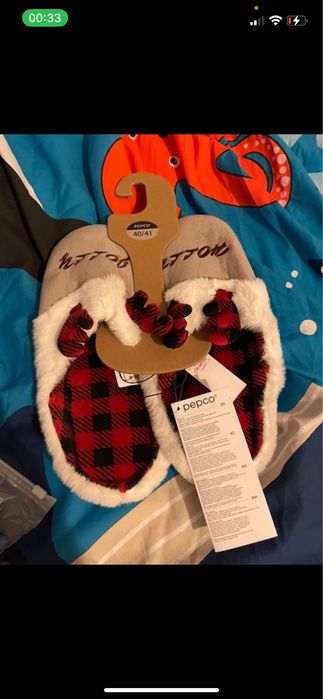 Kapcie damske ze świątecznym motywem