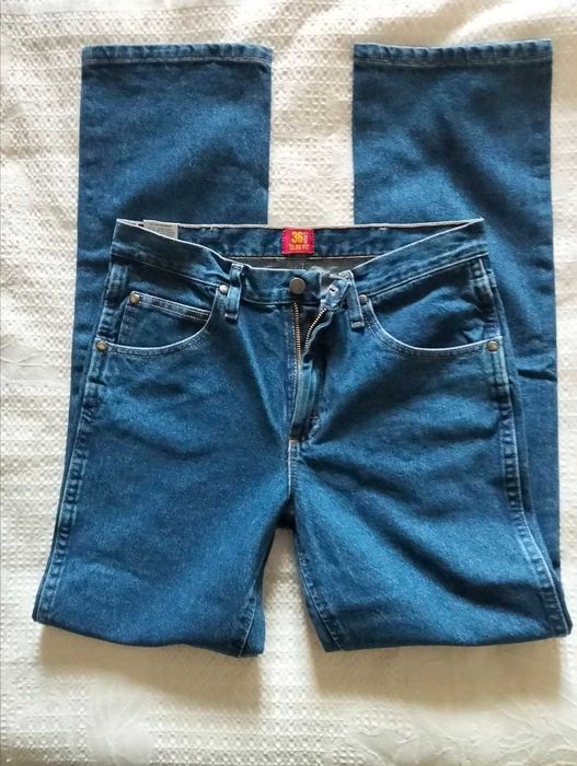 Wrangler 36MWZDS W30L32 Premium Performance Cowboy Cut Slim Fit Jean