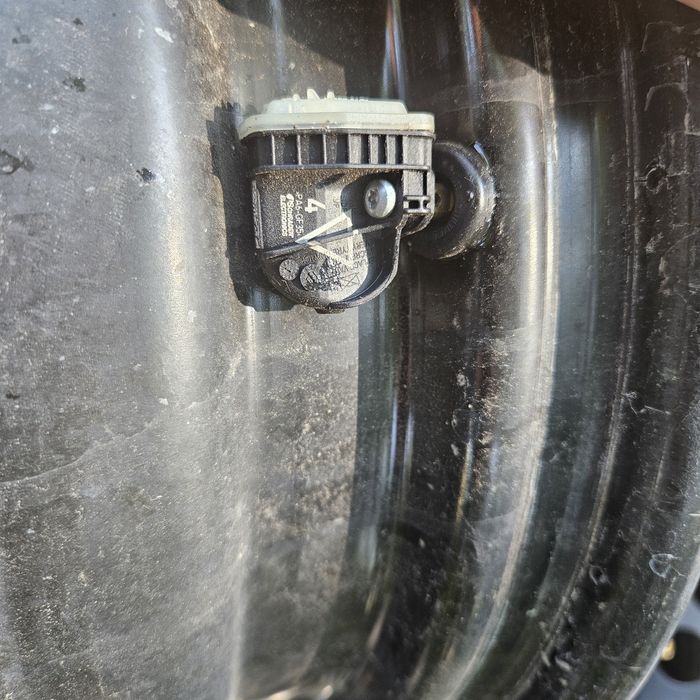 Felgi 14 Opel Karl Chevrolet Aveo Spark Daewoo Kalos 4x100 ET38