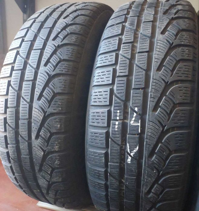 Шини 205/65 R17 комплект зима Pirelli 6.7мм 2016 рік