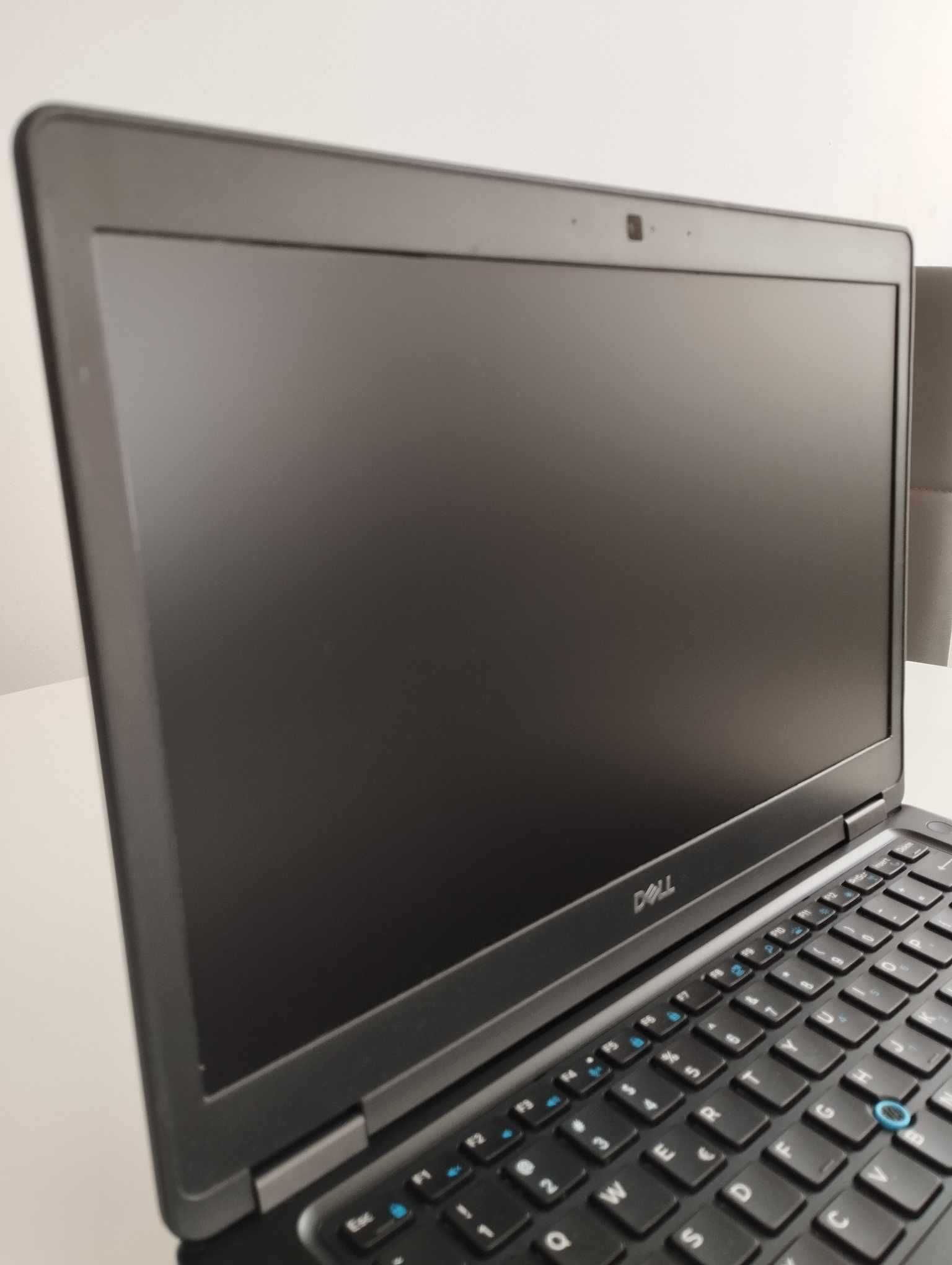 Laptop Dell Latitude 5480 14 " Intel Core i5 E6300  16 GB / 480 GB